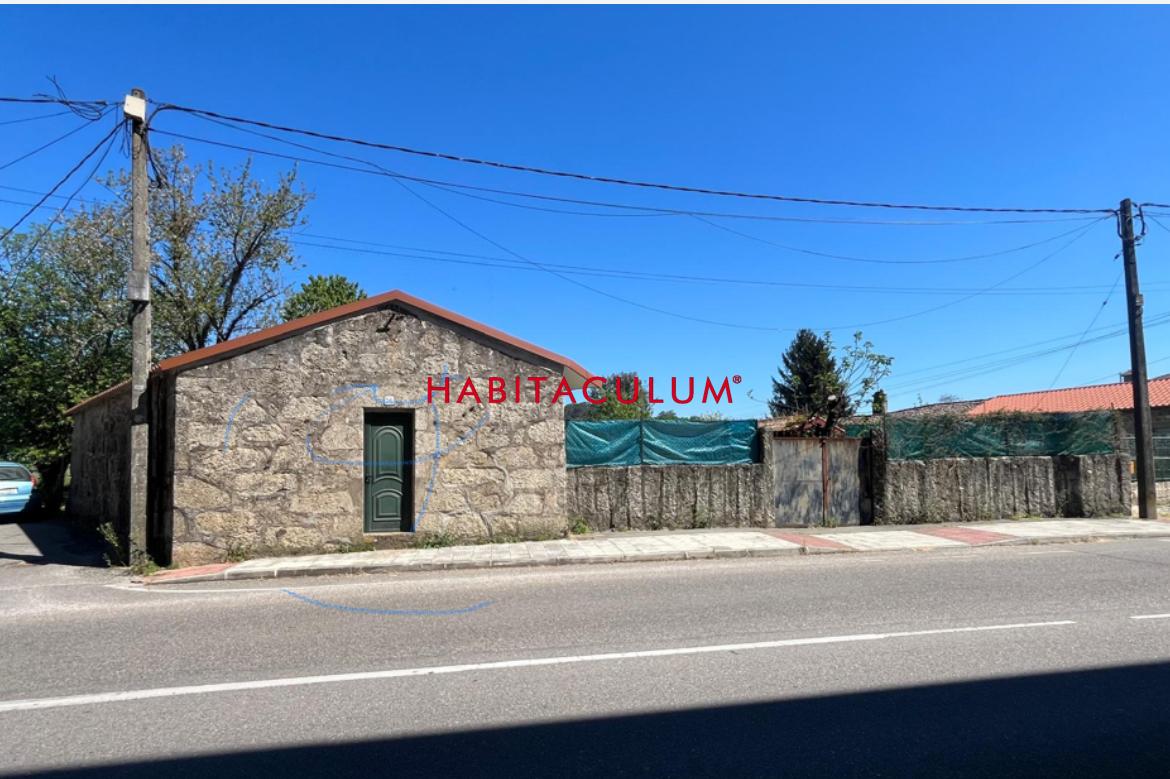 ALMACÉN EN SALVATERRA